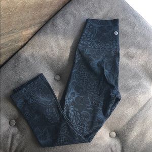 Lululemon leggings